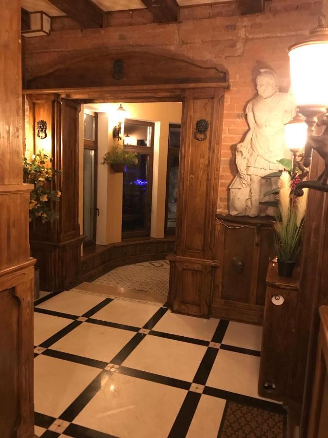 Dworek Oliwski Bed and Breakfast Danzica Esterno foto