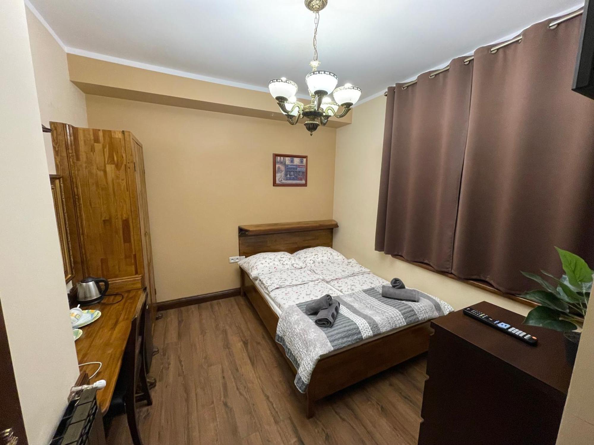 Dworek Oliwski Bed and Breakfast Danzica Esterno foto