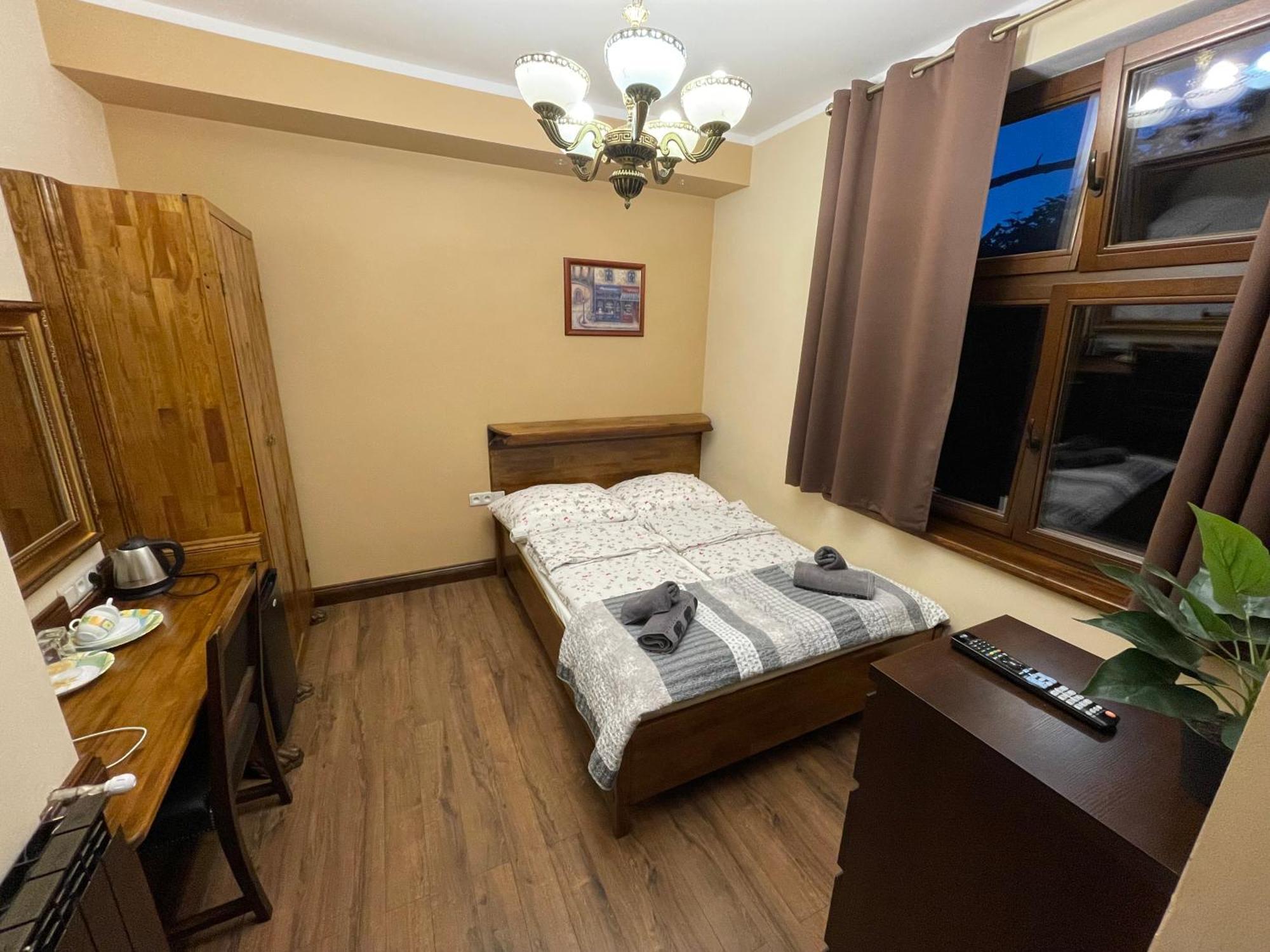 Dworek Oliwski Bed and Breakfast Danzica Esterno foto